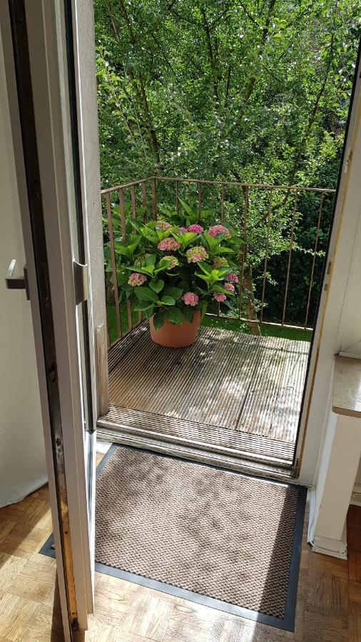 Stadtnahe Wohnung Mit Kl.Balkon Und Parkplatz Oldenburg Eksteriør billede